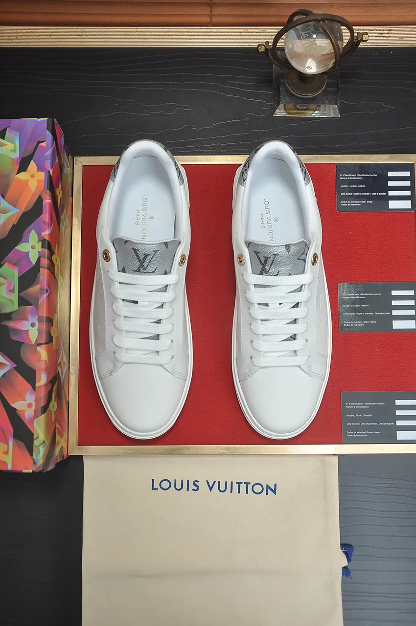 Men's shoes 💰540💶[LOUIS VUITTON] Original order price (water-dyed cowhide lining) new model 🍀LV Louis Vuitton * - top version of LV classic trendy shoes! Made of imported original cowhide, water-dyed cowhide lining, and original wear-resistant rubber outsole! High quality products! Code number 38-45 (45 is custom-made and cannot be returned or exchanged)